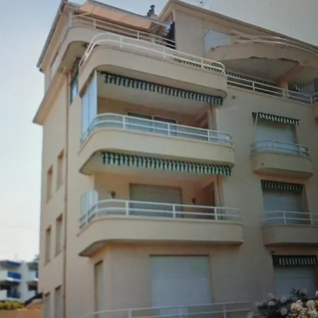 Center,top Floor Luxurious 4 Bed Apt Apartment