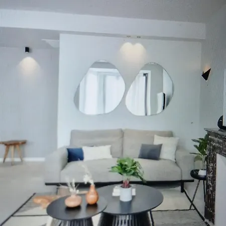 Apartment Center,top Floor Luxurious 4 Bed Apt *